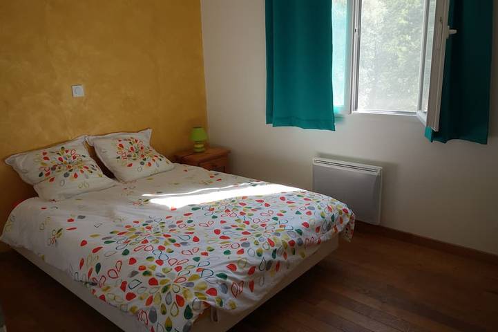 Location de vacances pour 9 personnes, avec jacuzzi ainsi que jardin et terrasse, animaux acceptés à Oletta - 2