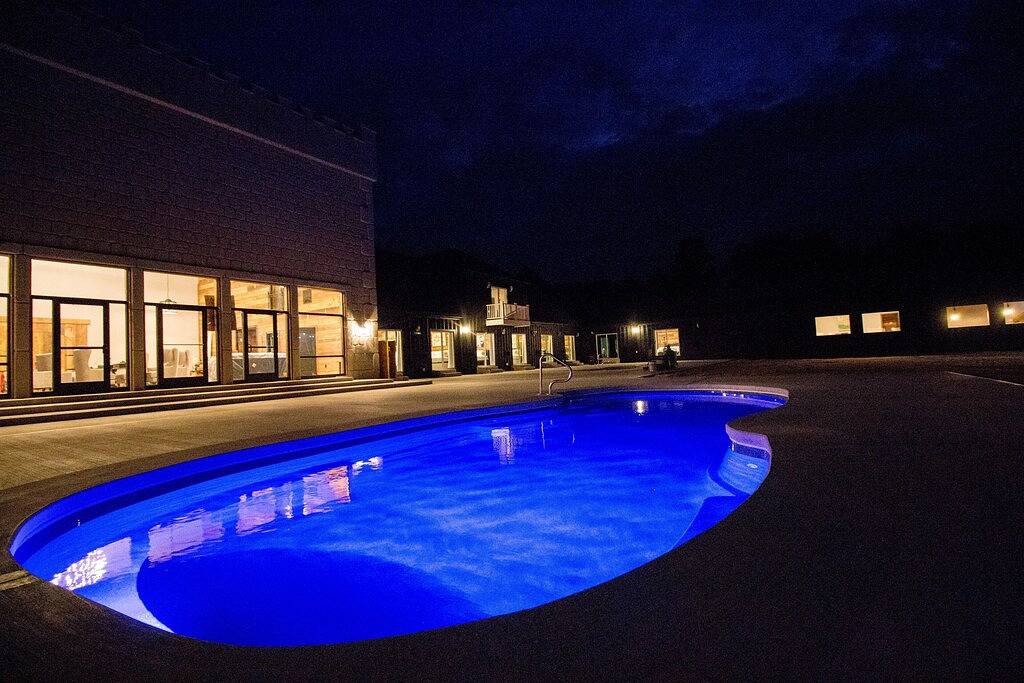 Castle for 60 Guests in Pocono Mountains, Pennsylvania