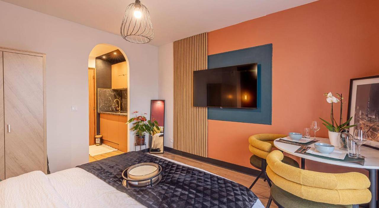 Appartement entier, Studio moderne chaleureux et calme in Annecy, Annecy (commune)