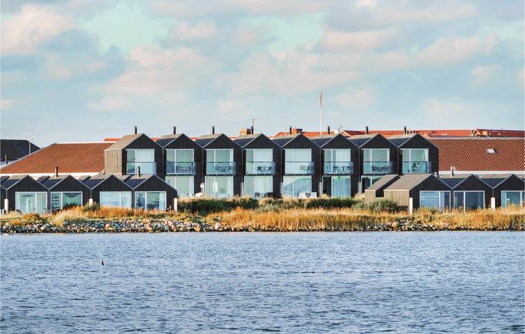 Ferienhaus für 6 Personen, mit Whirlpool und Terrasse sowie Sauna in Hvide Sande