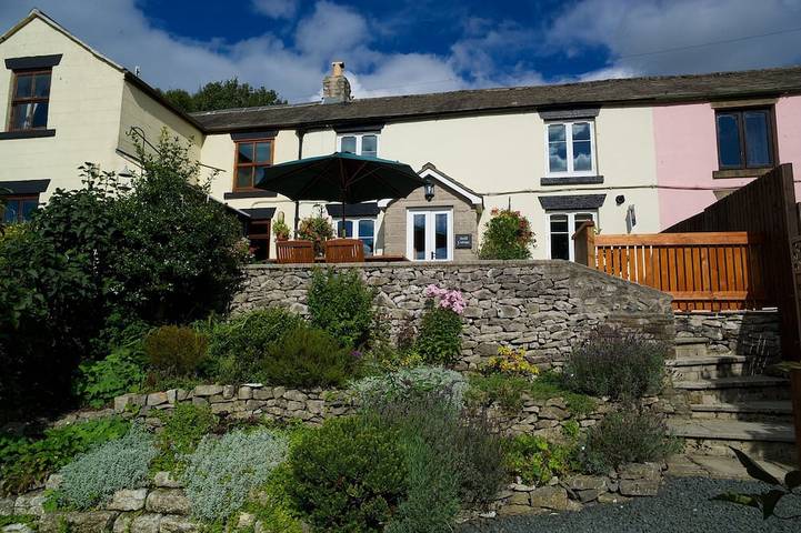 Holiday rental for 5 people, with terrace and garden, with pets in Peak District