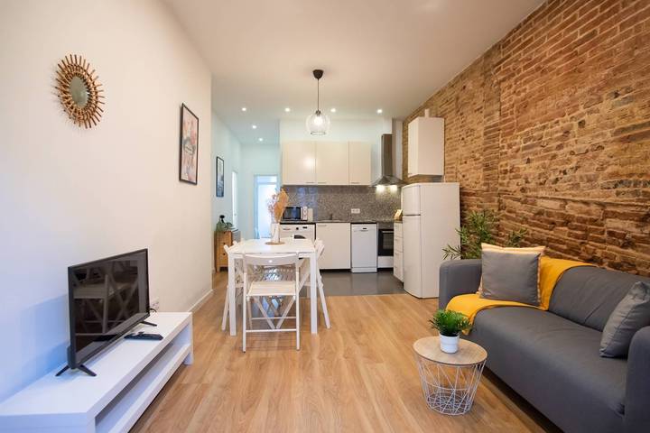 Apartamento de vacaciones para 7 personas, con balcón - 1