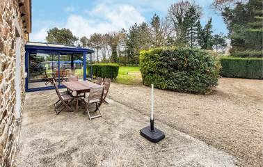 Gîte pour 3 personnes, avec terrasse et jardin à Plouha