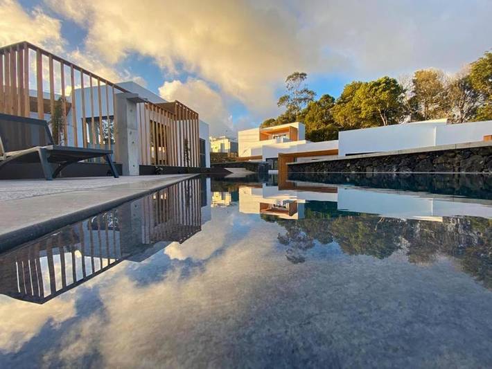 Villa para 6 pessoas, com piscina e jardim e ainda jacuzzi na Ilha de São Miguel