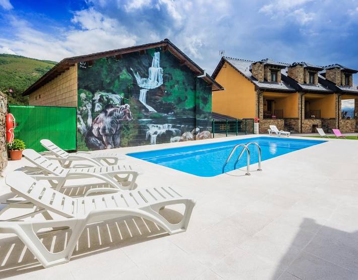 Casa rural con piscina para 4 personas, con Jardín en Eo-Navia - 2