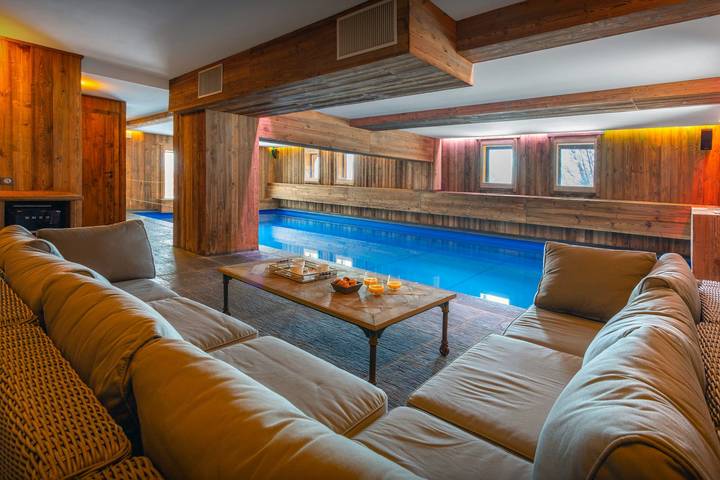 Chalet pour 15 personnes, avec Balcon et Terrasse ainsi que Piscine et Sauna à Fontcouverte-la-Toussuire - 2