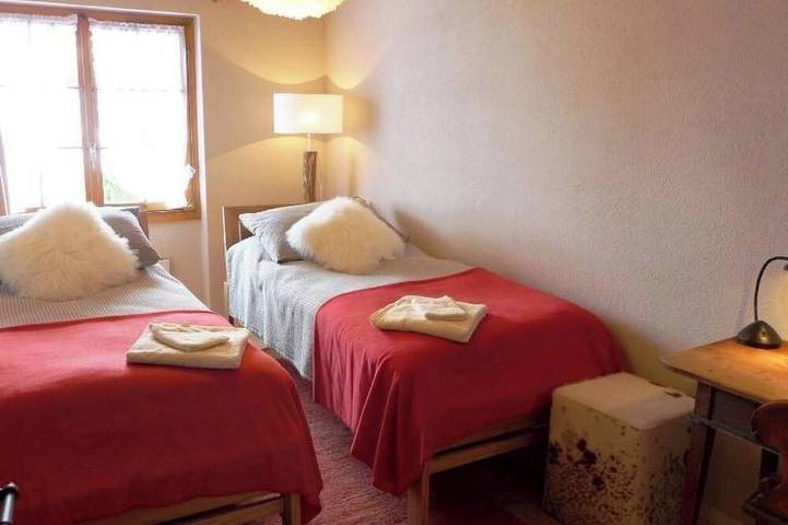 Ganze Wohnung, Silberdistel Appartement/Fewo, Dusche, Wc, 2 Schlafräume 4-Bettwohnung in Lauenen b. Gstaad, Lauenen