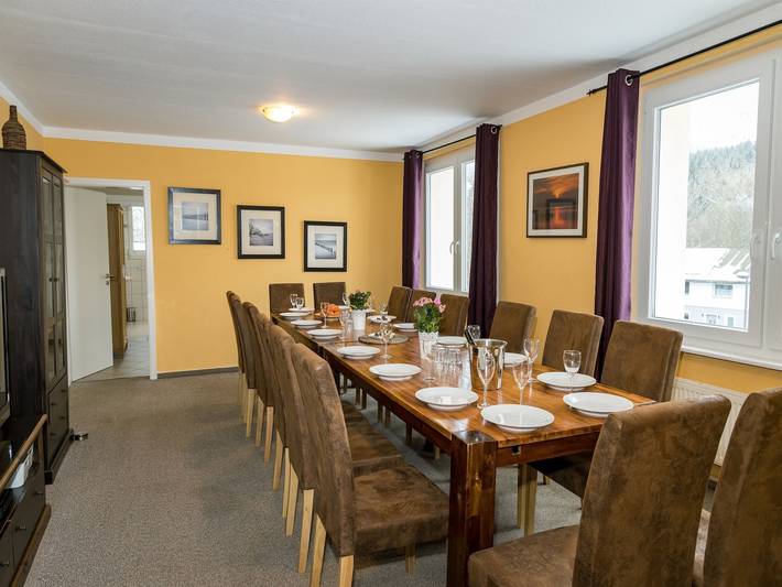 Ferienwohnung für 16 Personen, mit Garten und Balkon sowie Sauna, kinderfreundlich im Siegerland - 2
