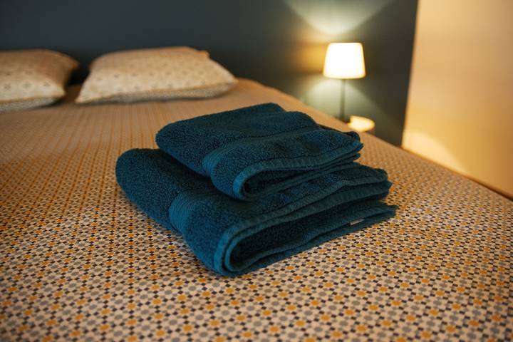 Du Côté de l’Étang Guest Room, Castanea in Les Epesses, Loire Valley