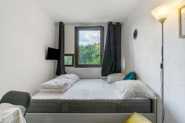 Appartement entier, Appartement 'Cosy- Villarembert' avec vue sur les montagnes et Wi-Fi in Le Corbier, Villarembert