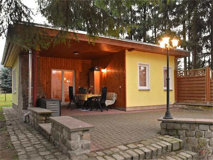 Ferienhaus für 2 Personen, mit Terrasse und Garten in Falkenstein