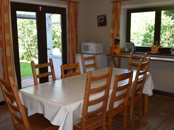 Ruhiges Cottage am Waldrand in Couvin, Parc Naturel Viroin Hermeton
