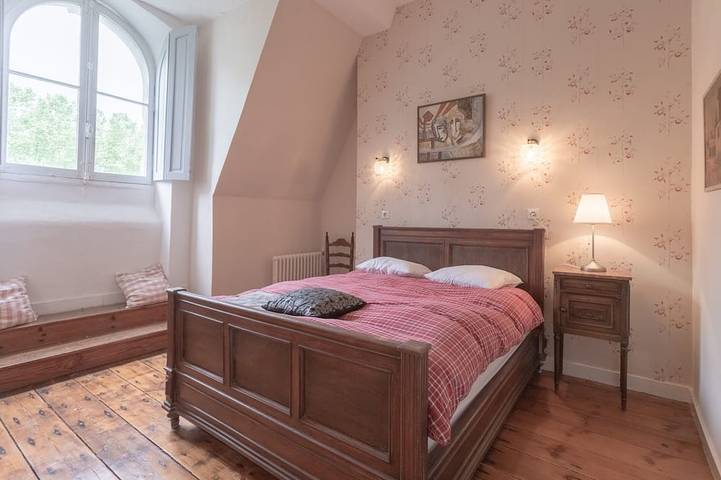Chambre d’hôte pour 2 personnes, avec piscine et jardin