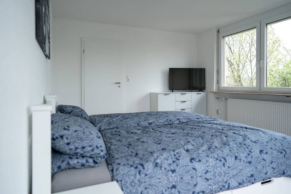 Ganze Wohnung, Apartment mit 3 Zimmer, 2 Bäder und Küche in Wiesloch, Kraichgau