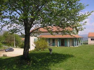 Chambre d’hôte pour 3 personnes, avec jardin, animaux acceptés à Alleyras