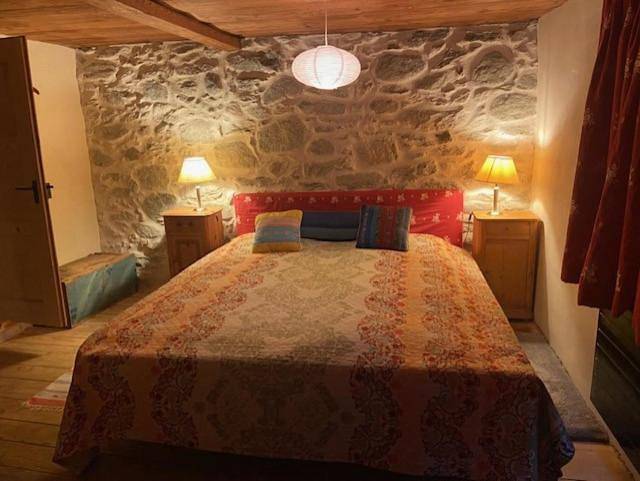 Location de vacances pour 3 personnes, avec jardin ainsi que terrasse et vue à Trun - 2