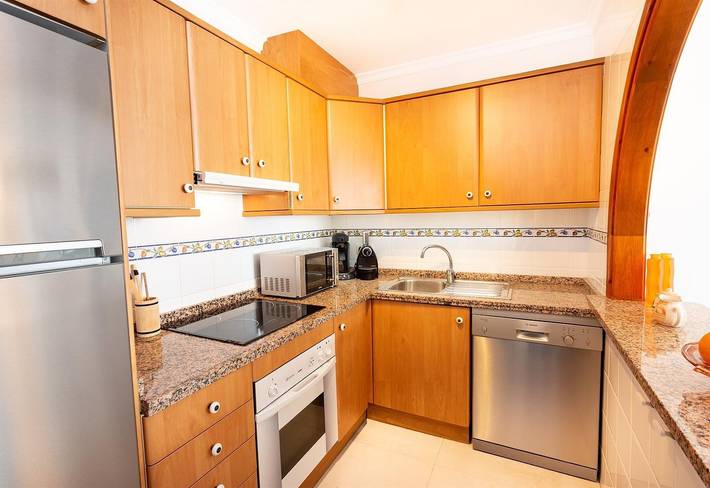 Apartamento entero, Apartamento "Barking Fish" con vistas a la montaña y al mar, piscina, terraza,  A/C y Wi-Fi in Benitachell, Costa Blanca
