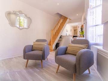 Gîte pour 2 personnes, animaux acceptés à Ségur-le-Château