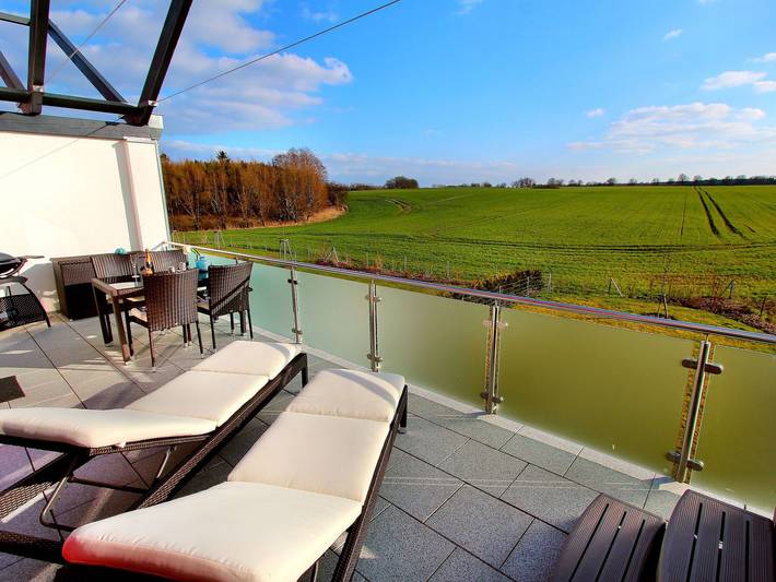 Ferienwohnung für 5 Personen, mit Sauna und Balkon sowie Ausblick, kinderfreundlich in Göhren-Lebbin - 2