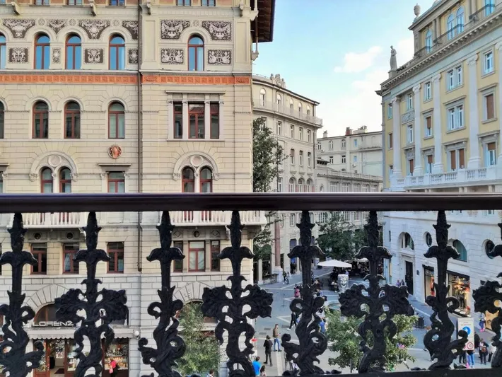 Casa de huéspuedes para 5 personas, con balcón y vistas - 1