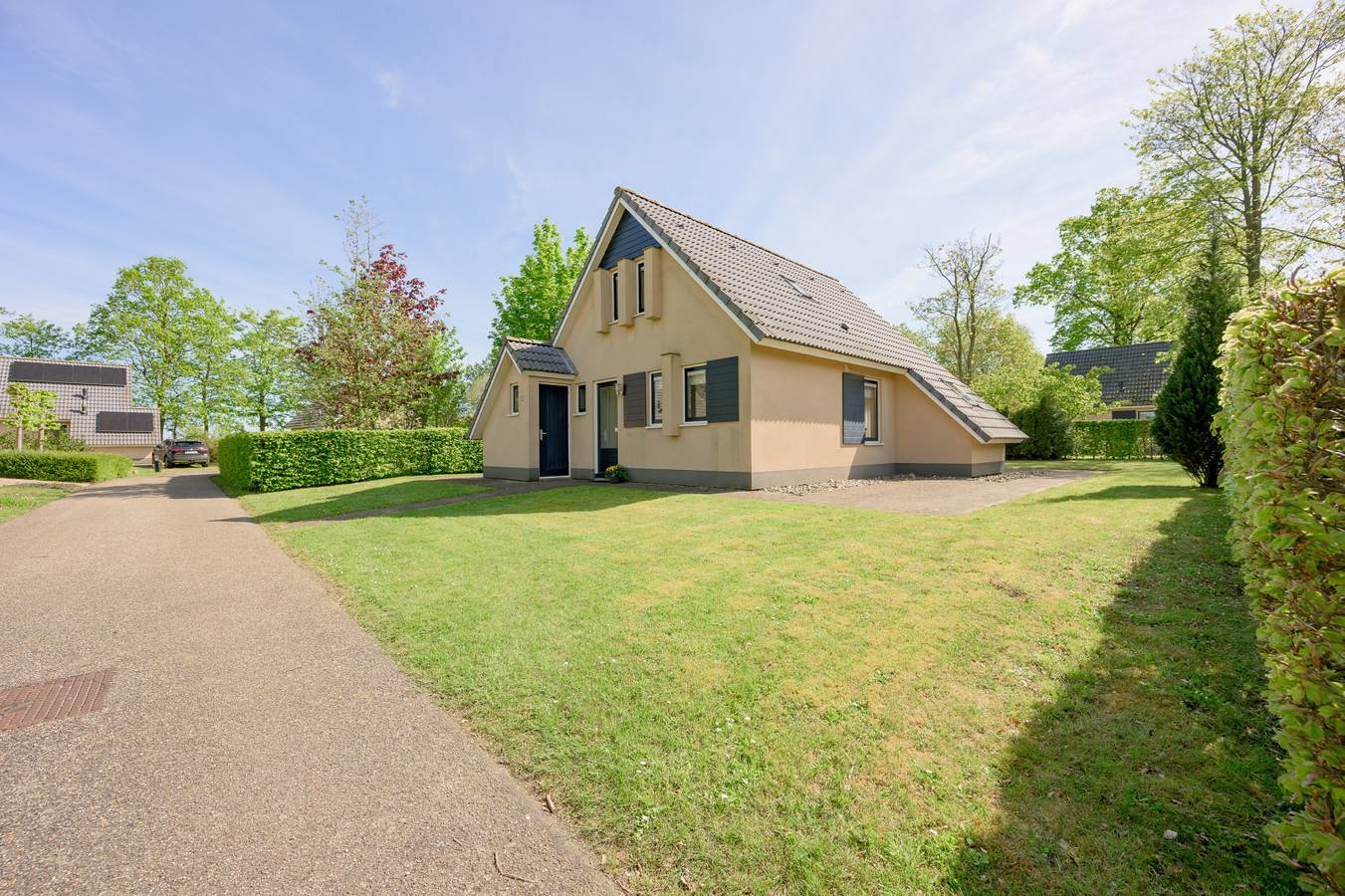 Komfortables 6-Personen-Ferienhaus in Sondel, in einem kleinen Ferienpark gelegen in Ijsselmeer