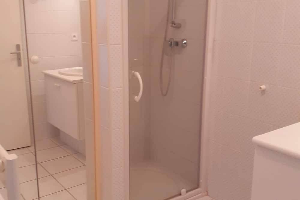 Appartement entier, Appartement au rez de jardin dans résidence  avec parking sécurisé proche mer in Saint-Quay-Portrieux, Côte de Goëlo