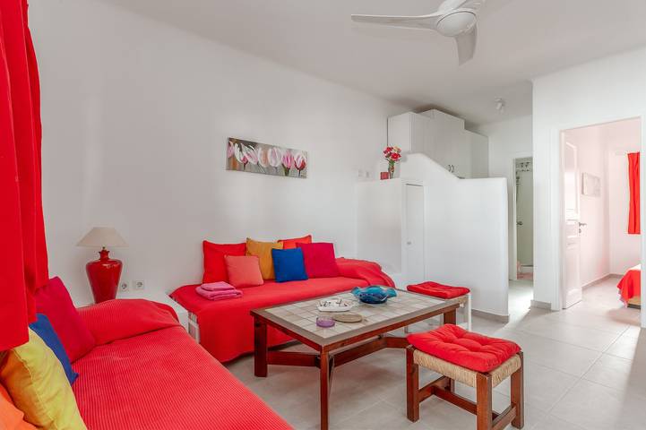 Ganze Wohnung, Ferienwohnung 'Paris House' mit Meerblick, Wi-Fi und Klimaanlage in Mykonos