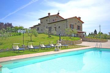 Villa for 13 Guests in Farneta, Cortona, Picture 3