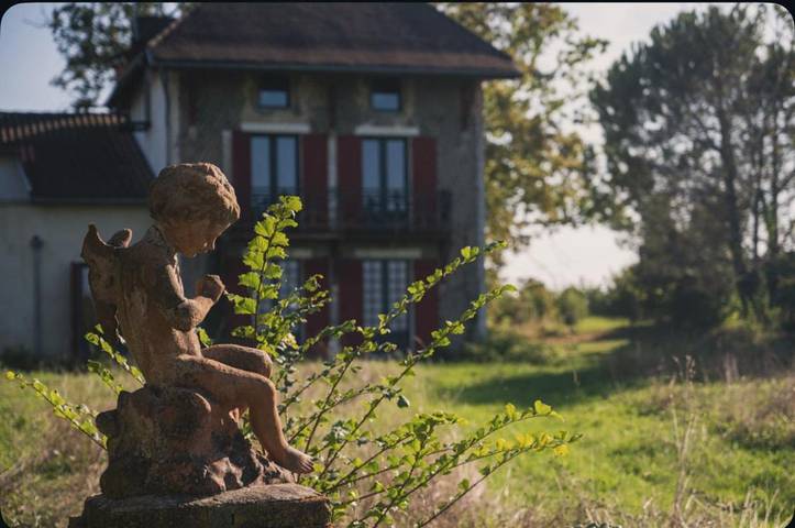 Gîte pour 7 personnes, avec piscine ainsi que terrasse et jardin à Gamarde-les-Bains - 4