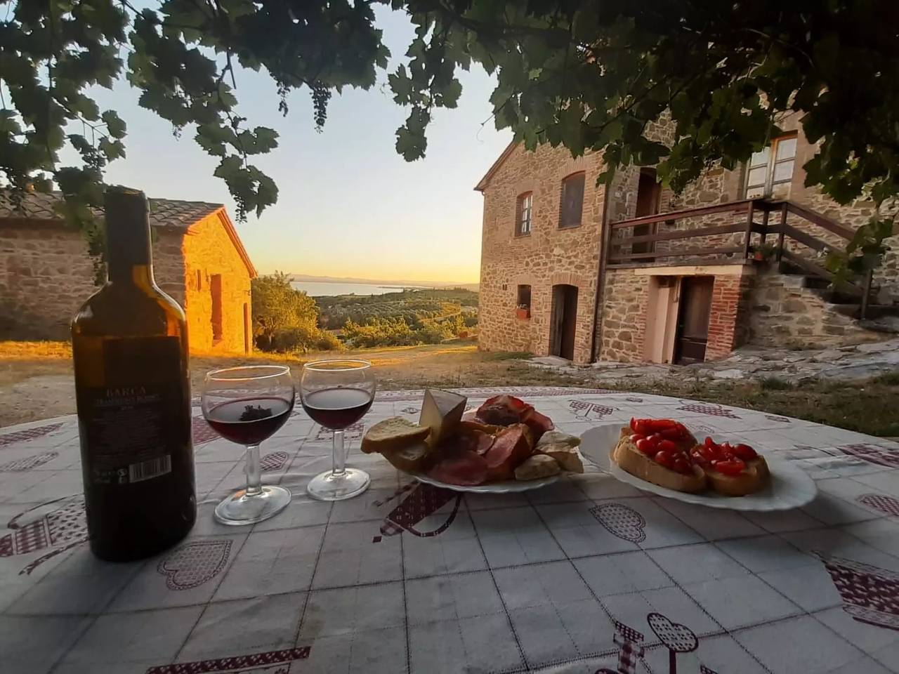 Apartamento entero, 6 estancias 5 Personas in Passignano sul Trasimeno, Lago Trasimeno