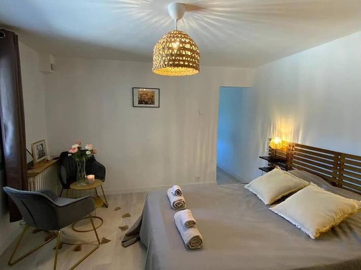 Gîte pour 2 personnes, avec Terrasse ainsi que Jardin et Vue dans Mont Faron