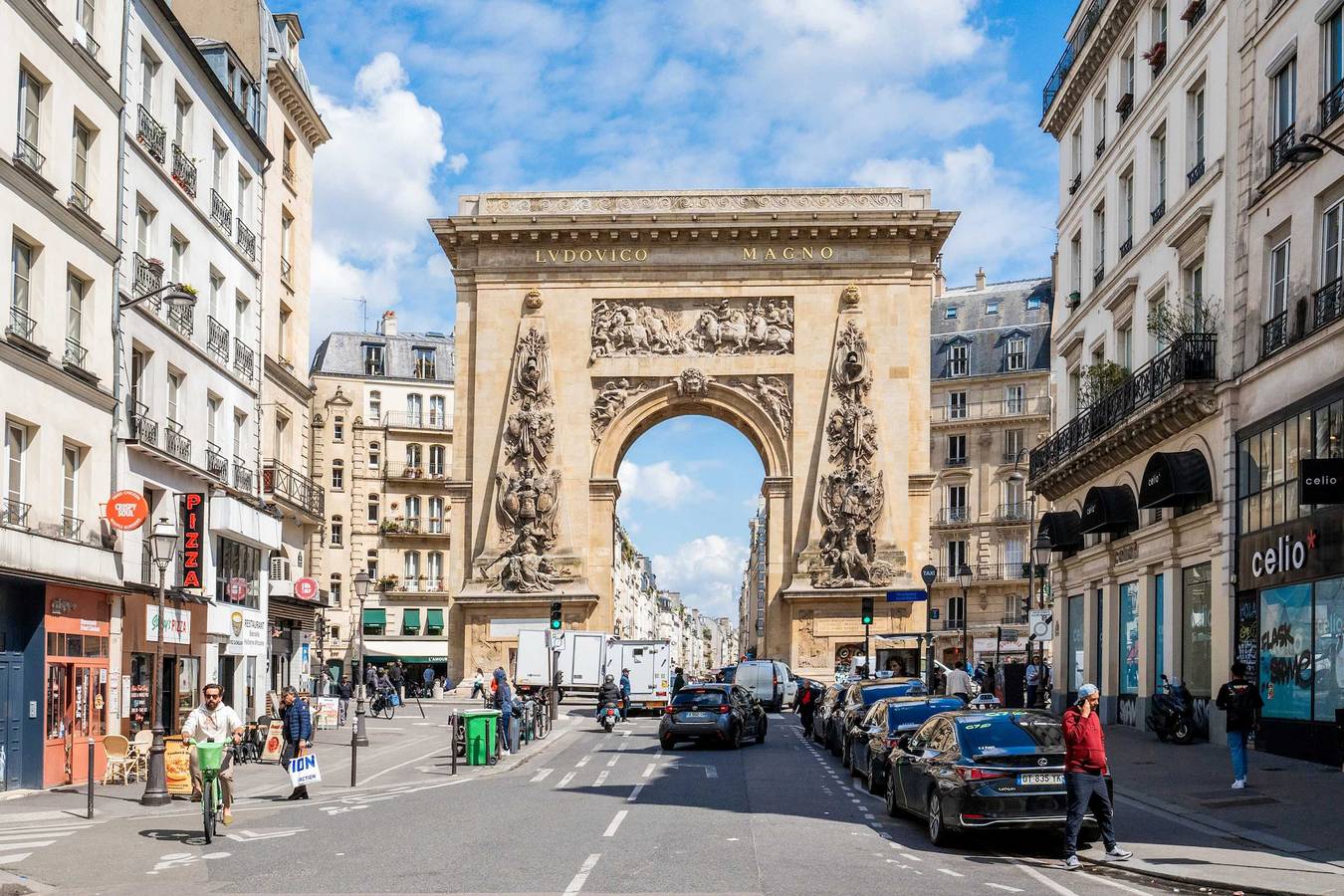 Entire apartment, Les Halles - Luxurious & colorful 5Bd for 16 guest in Paris, Ile de France