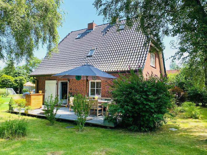 Ferienhaus für 6 Personen, mit Terrasse und Garten in Osterhever - 2