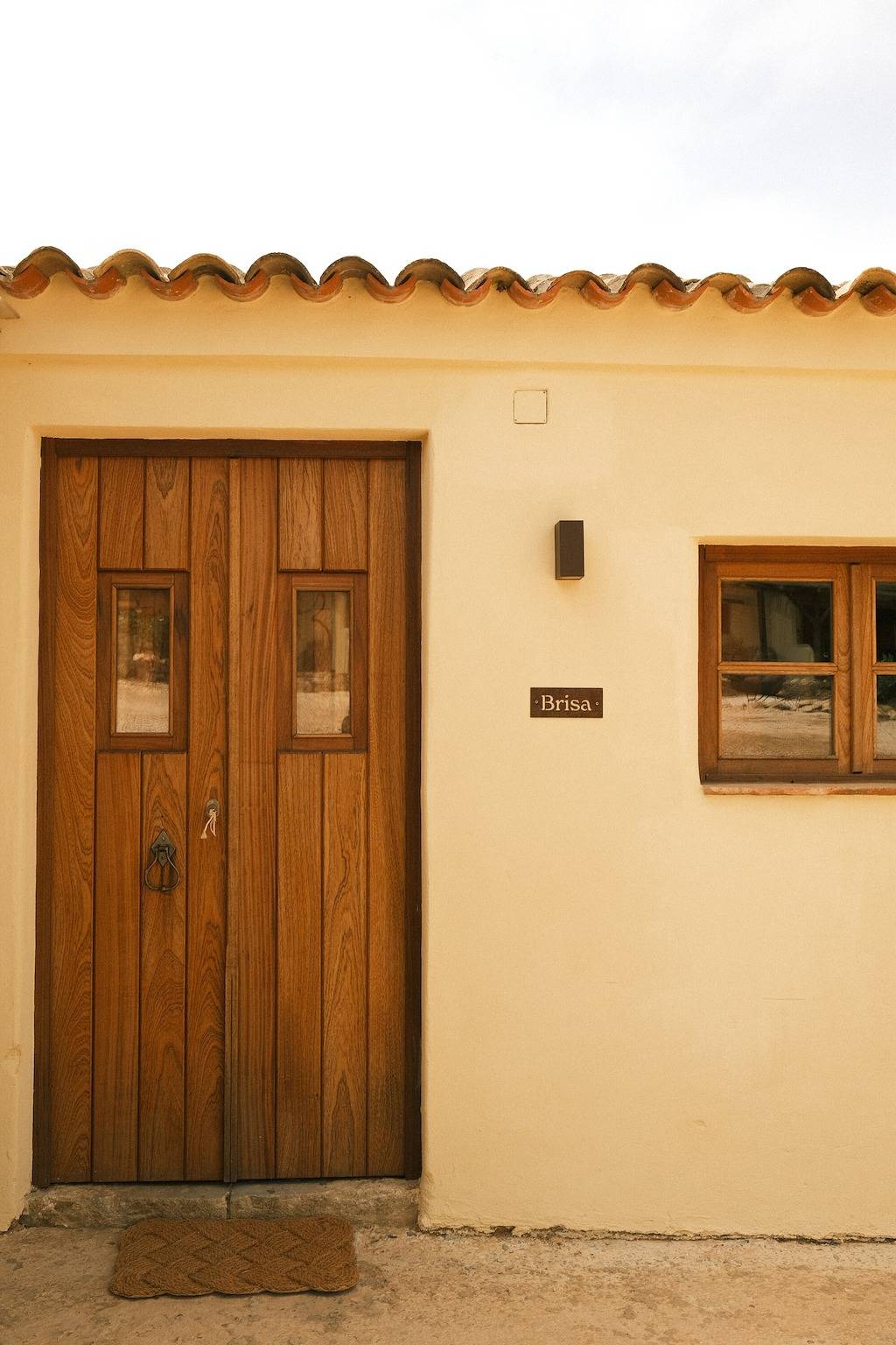 Ganze Wohnung, Apartment „Brisa“ mit Bergblick, privater Terrasse und Wlan in São Teotónio, Costa Alentejana