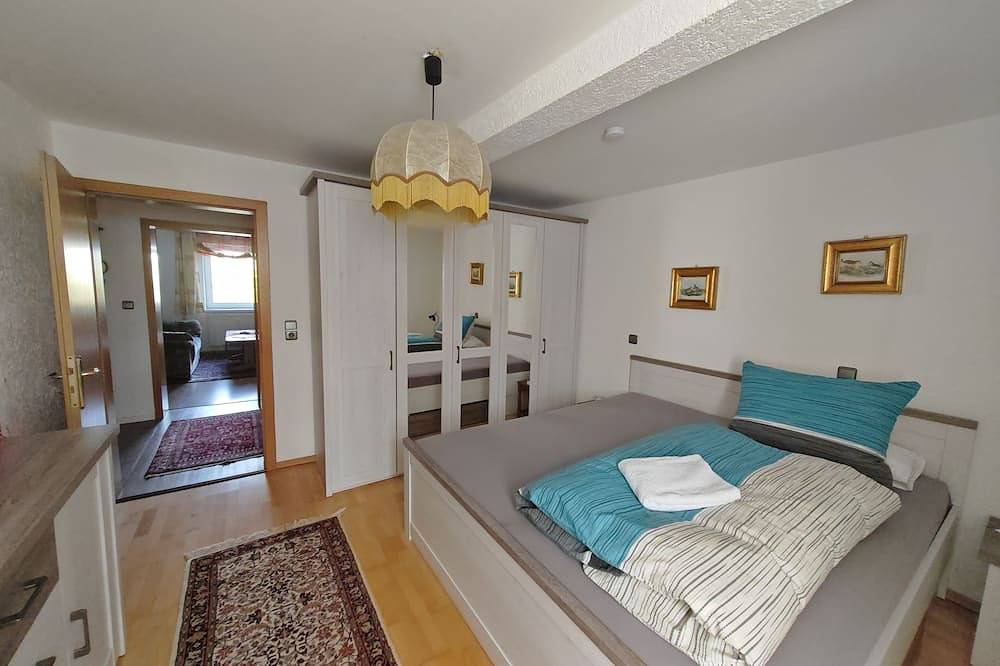 Ganze Wohnung, O1 - Gemütliches 70 qm Apartment in Grafenwöhr, Naturpark Nördlicher Oberpfälzer Wald