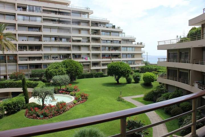 Holiday rental for 2 people, with Balcony and Terrace as well as Garden and View in Cannes La Bocca