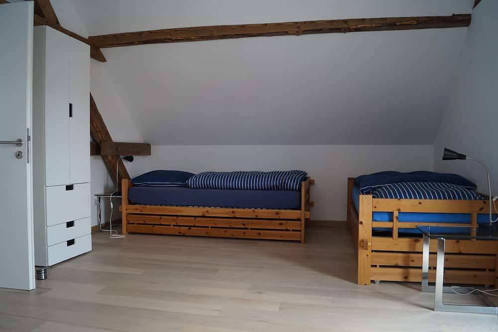 Renovierte Werkstatt als Einzelhaus für bis 7 Personen im historischen Zentrum in Weißenburg, Region Weißenburg