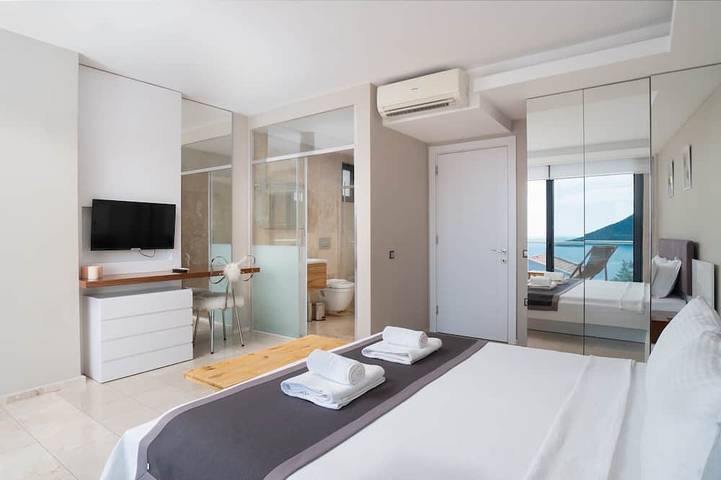 Villa Sole Myra–Luxusvilla mit beheiztem & gekühltem Pool, 5 Minuten zu Fuß zur Stadt, Strand in Kaş, Provinz Antalya