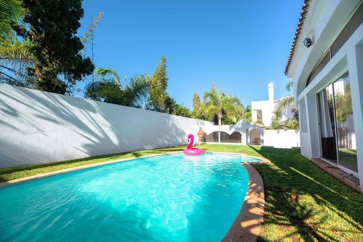 Villa pour 8 personnes, avec vue ainsi que piscine et jardin à Casablanca - 2