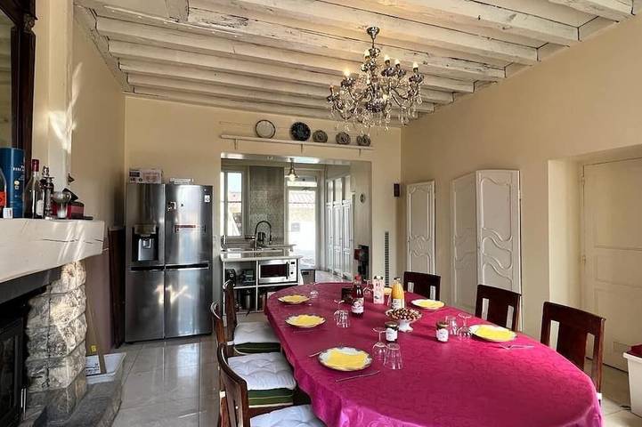 Location de vacances pour 14 personnes, avec Jacuzzi et Jardin dans Plancy-l'Abbaye