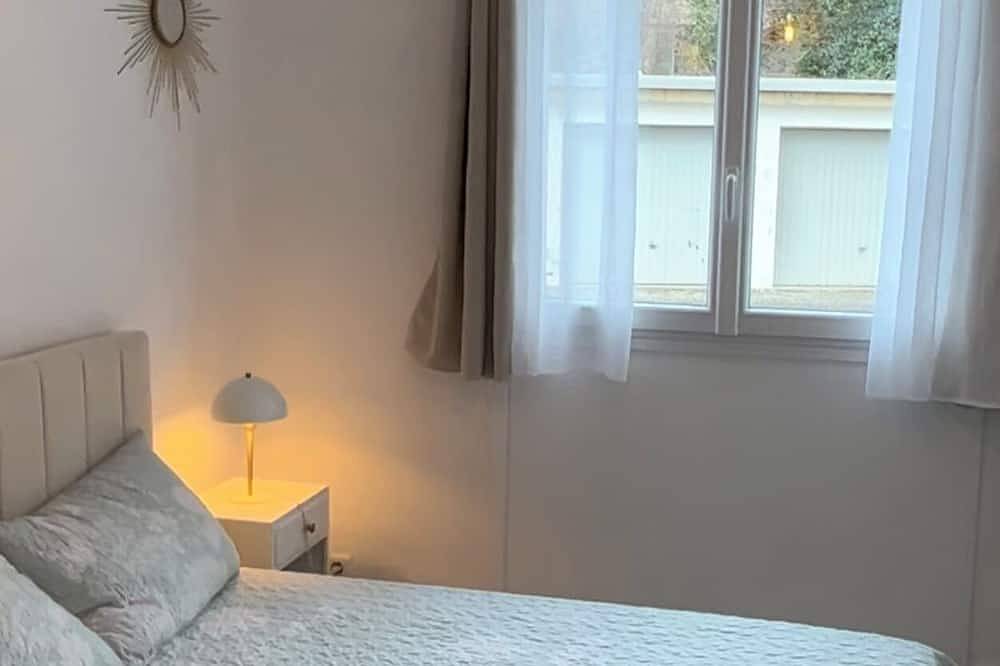 Entire apartment, T3 apartment, downtown Manosque in Manosque, Parc naturel régional du Luberon