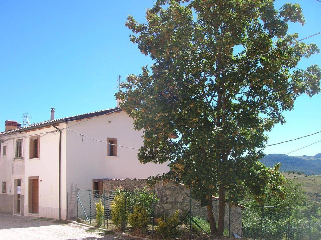 Holiday house for 6 persons approx. 60 qm in Castel di Sangro, Abruzzo (L'Aquila Province) in Castel di Sangro, Alto Sangro