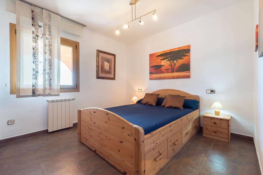 Modern-Mediterranean villa, large pool, sea view, lots of beach, sleeps 10 in Alcalà de Xivert, Costa del Azahar