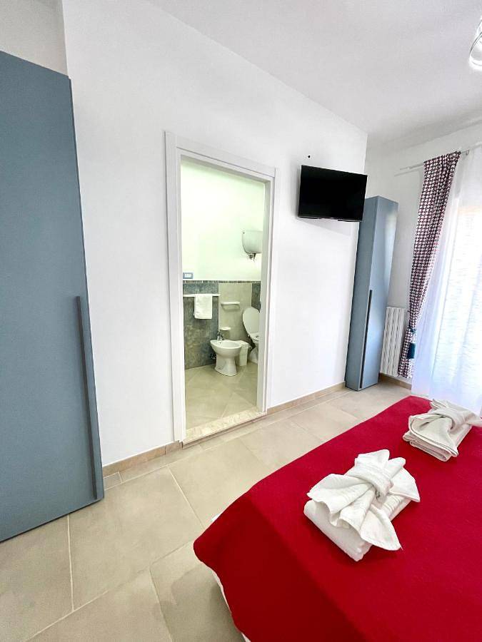 Deluxe Room in Ricadi, Ricadi (municipality)
