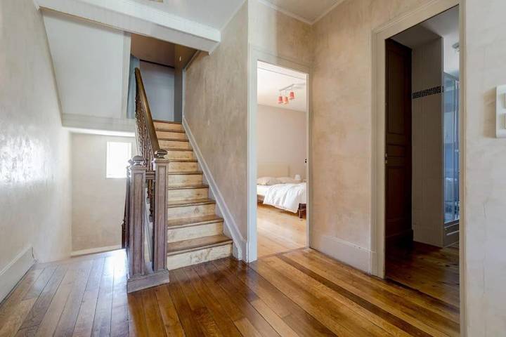 Villa pour 14 personnes, avec jardin ainsi que piscine et vue dans l' Ain - 4