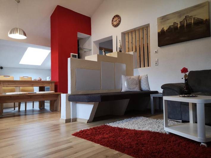 Ferienwohnung für 5 Personen, mit Balkon und Terrasse sowie Garten und Ausblick in Oberried (Tirol)