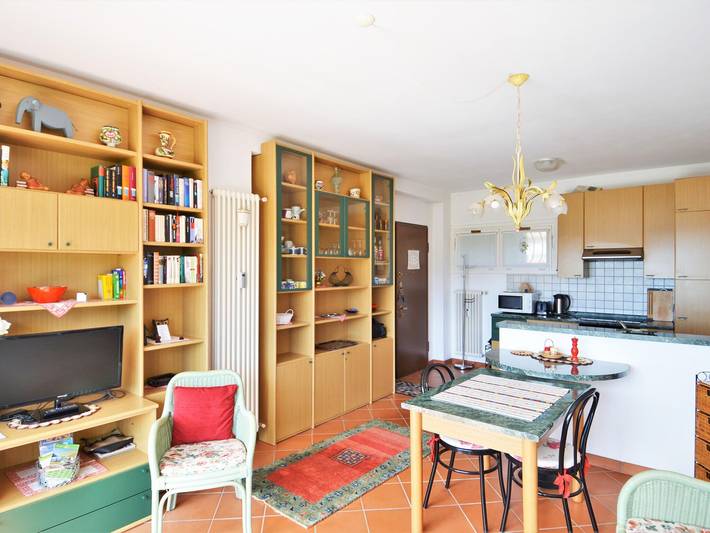 Ferienwohnung für 2 Personen, mit Balkon und Garten sowie Pool in Comune di Luino
