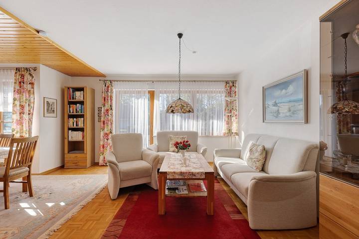 Hel lägenhet, Beautiful Ground Floor Apartment with Dreiwelten Card and Terrace near Solemar in Bad Dürrheim, Central Black Forest