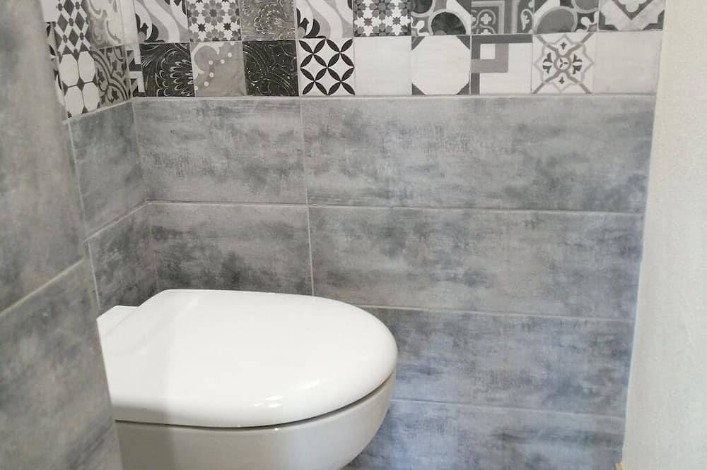Appartement entier, Appartement  pour 2 personnes in Montmorot, Jura