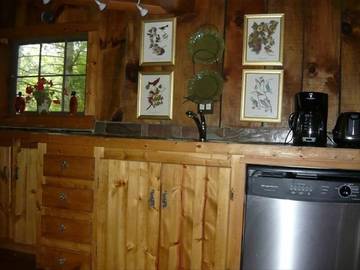 Log Cabin for 4 Guests in Highlands (NC), Macon County, Picture 1